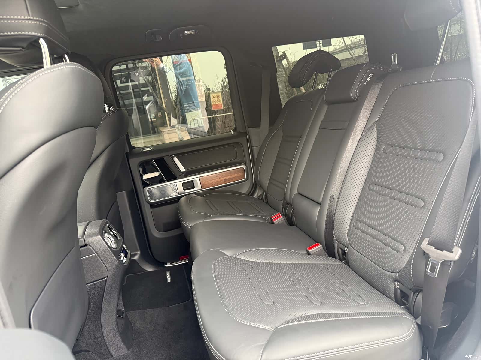 Mercedes-Benz G-Class, 2025 все фото
