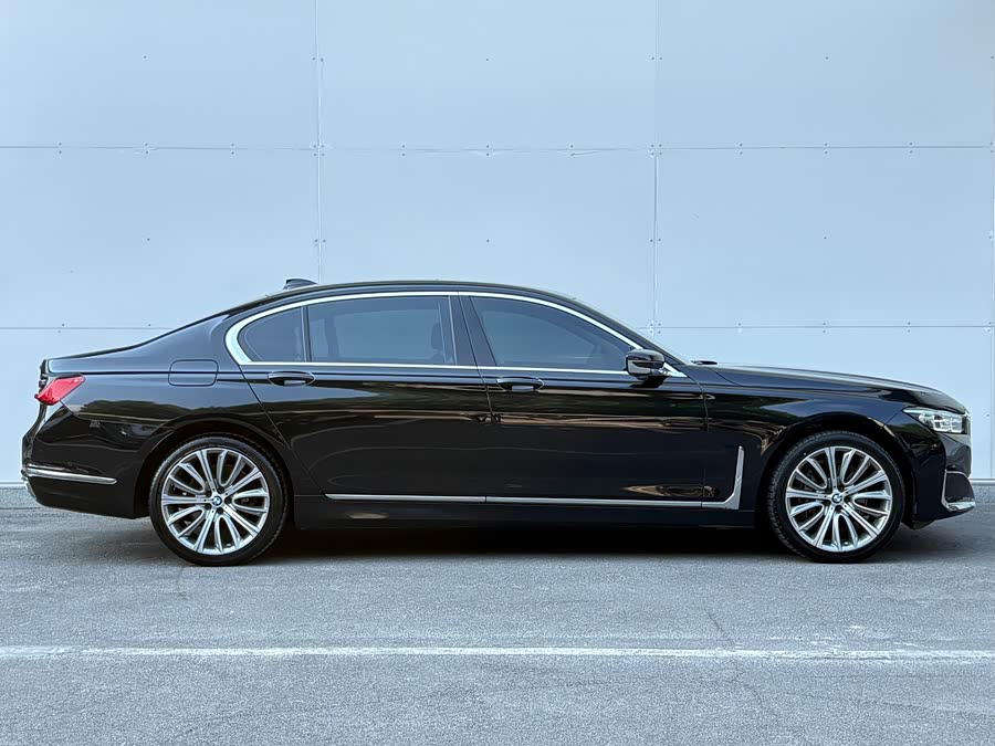 BMW 7-Series 2020, фото 9