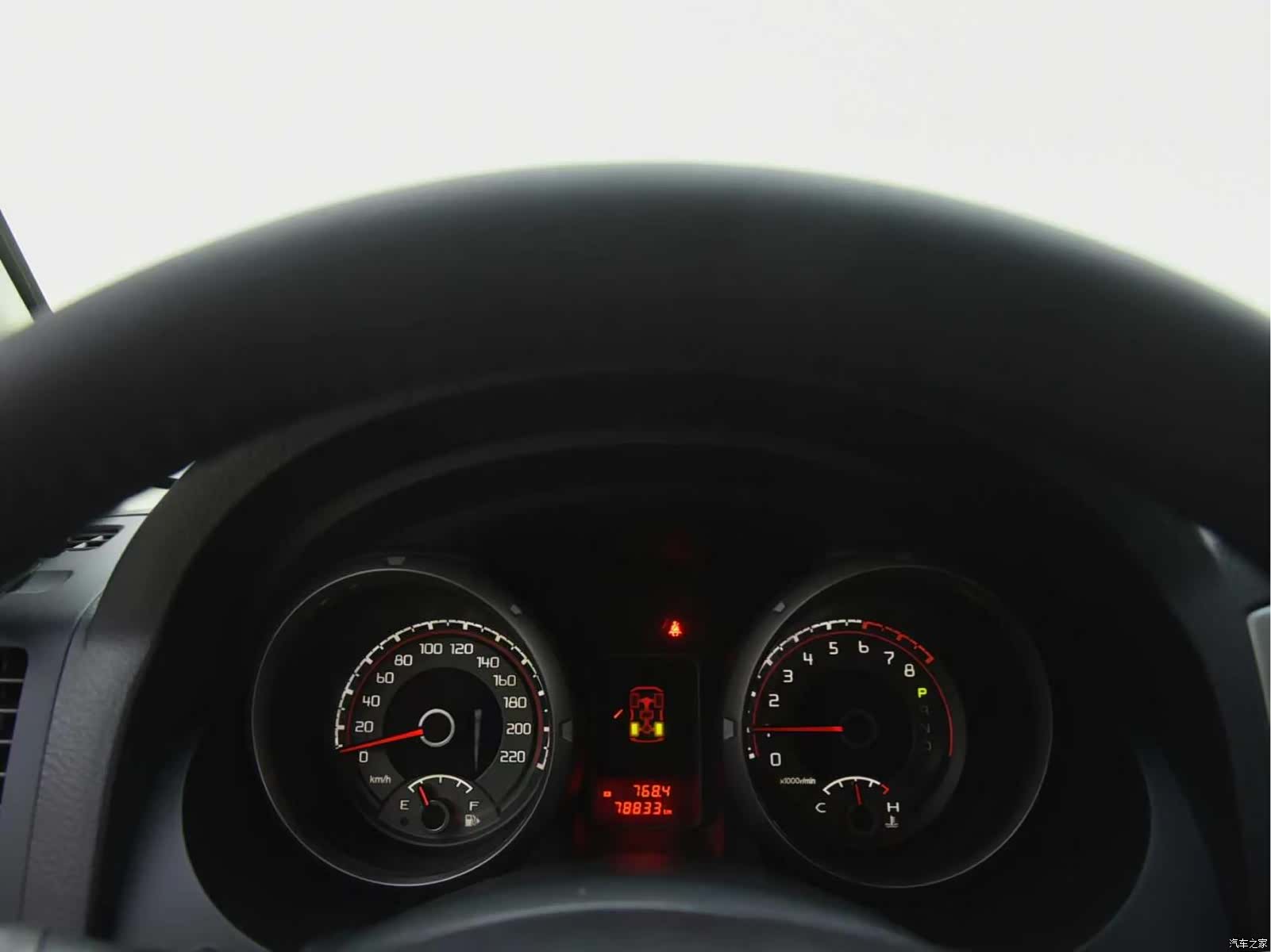 Mitsubishi Pajero, 2020 11