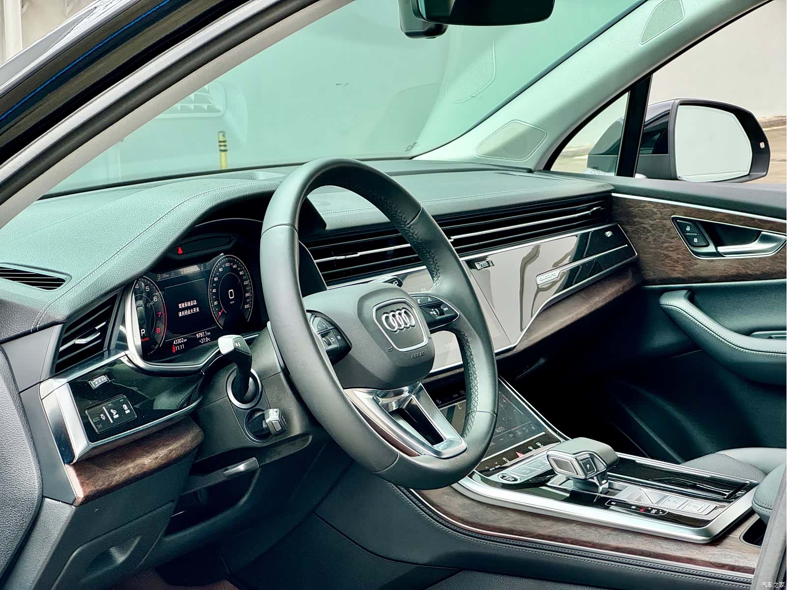 Audi Q7, 2023 6