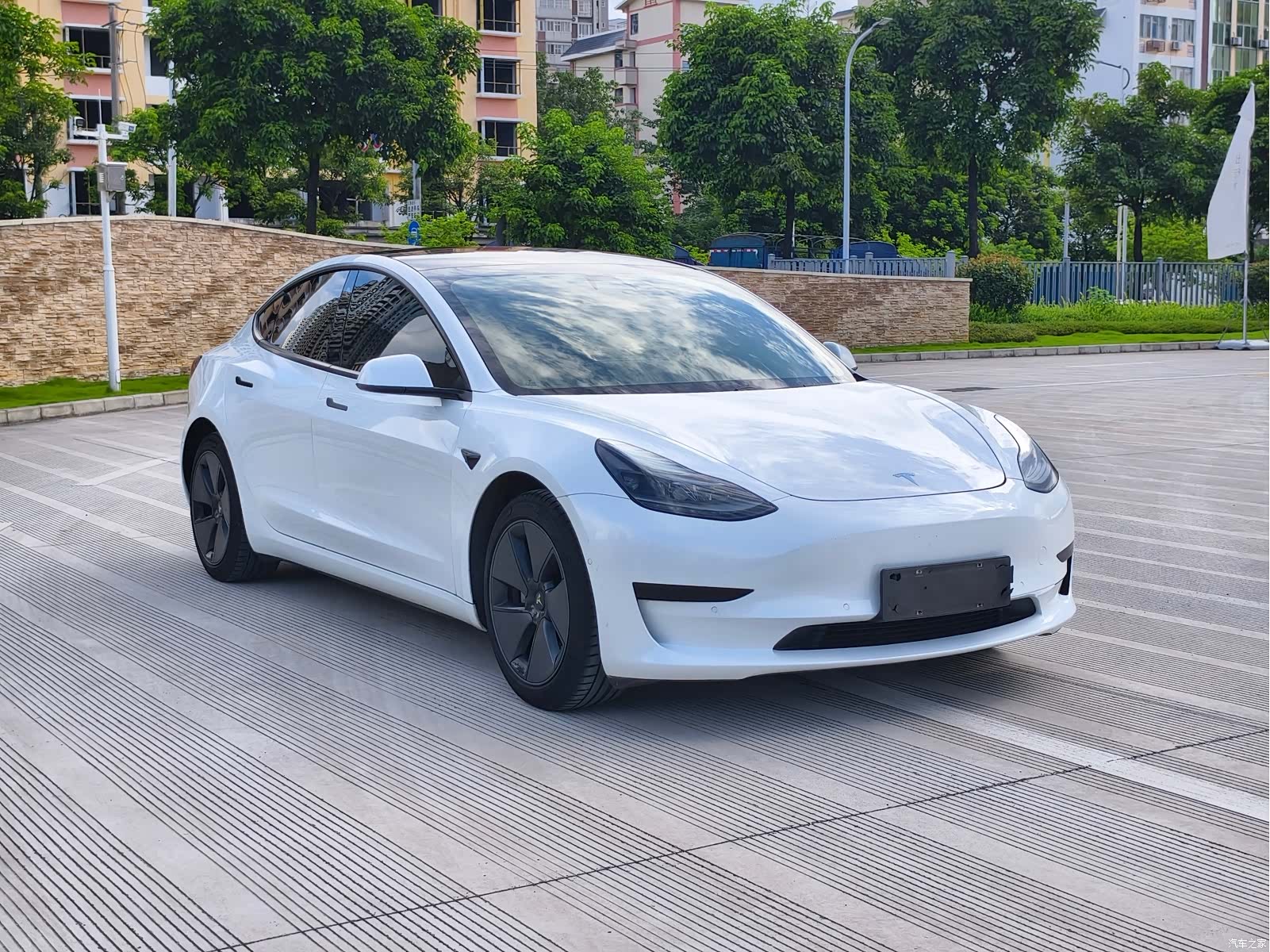 Tesla Model 3, 2021 3