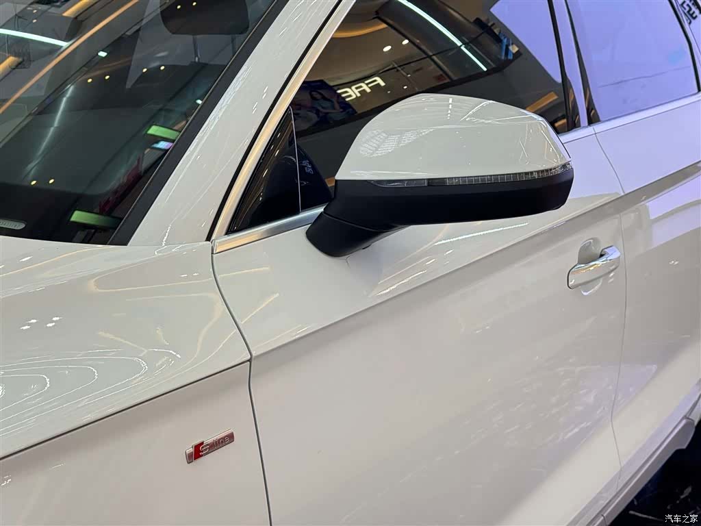 Audi Q5L, 2021 12