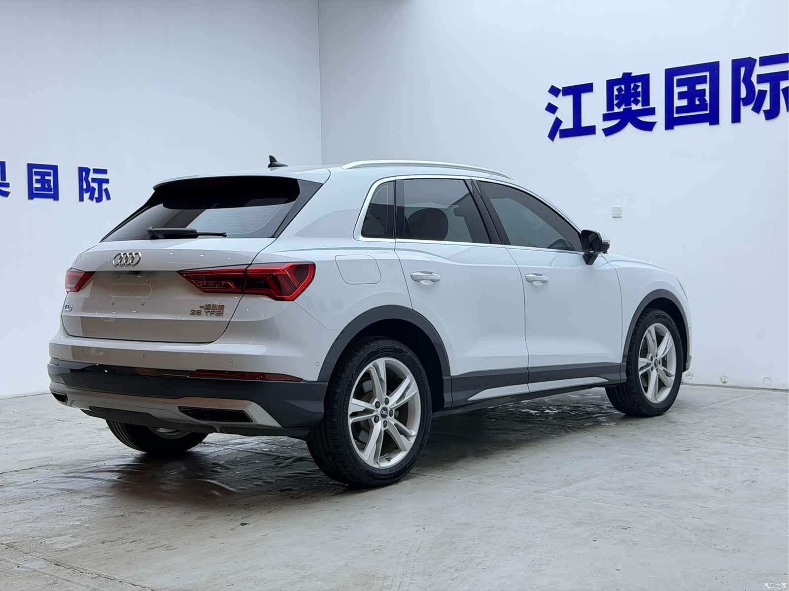 Audi Q3, 2023 19