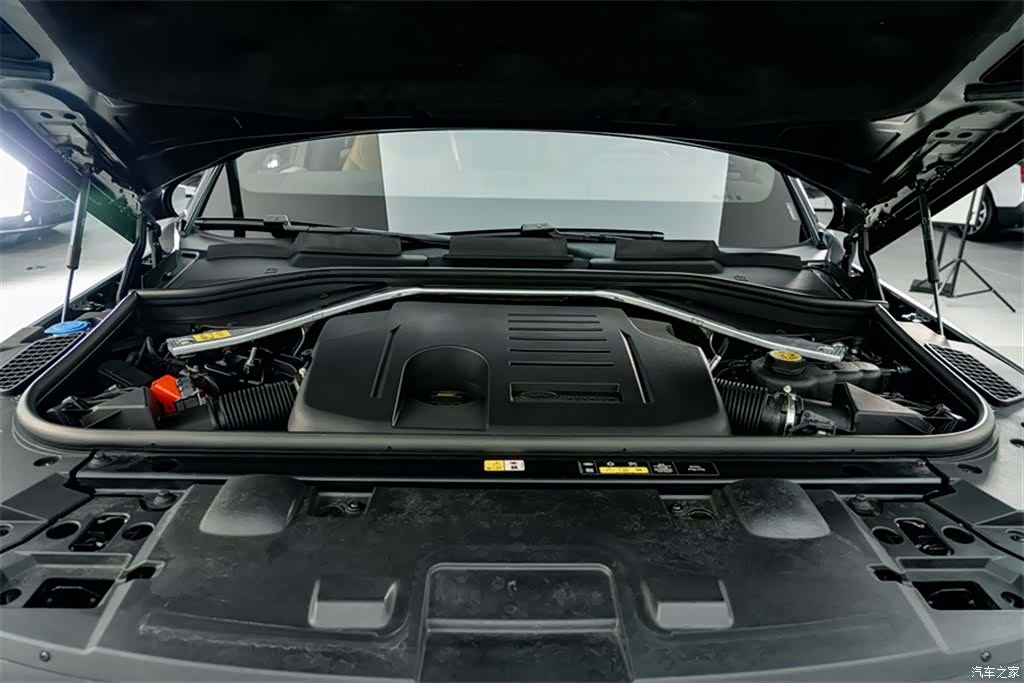Land Rover Range Rover, 2023 25