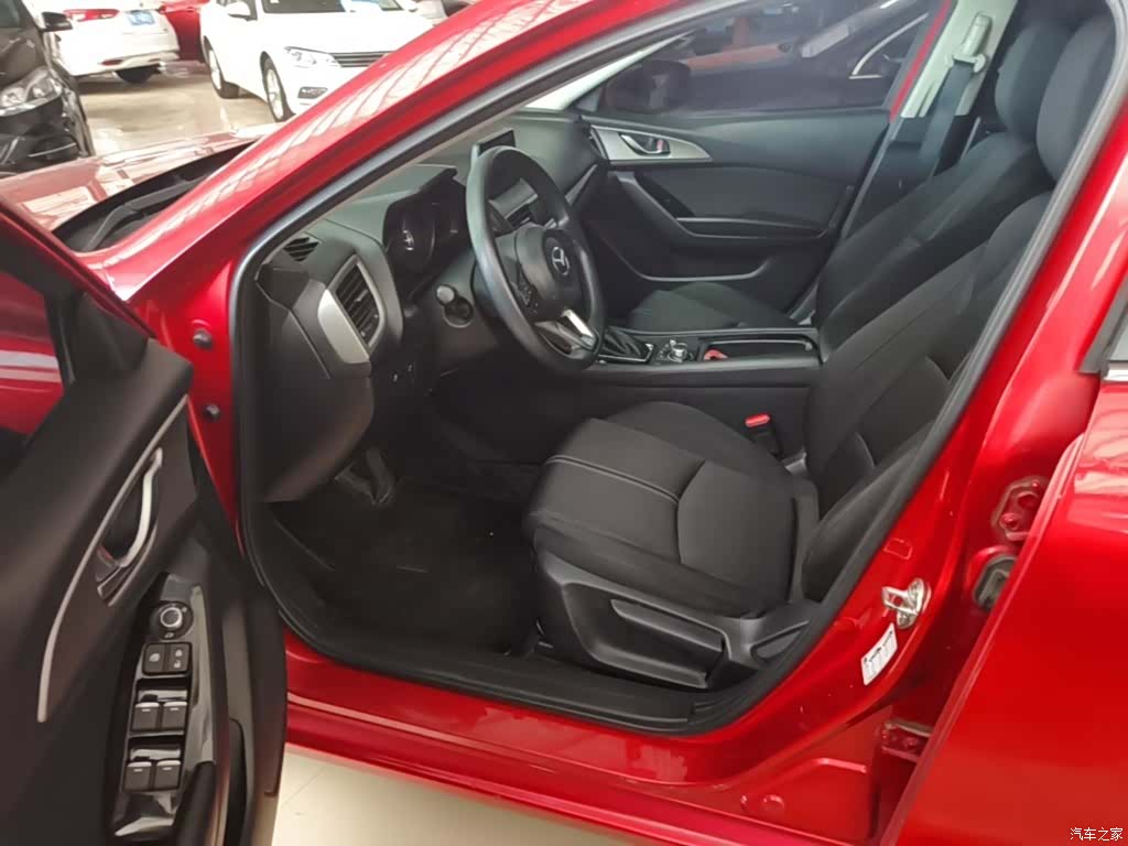Mazda Mazda3, 2017 16