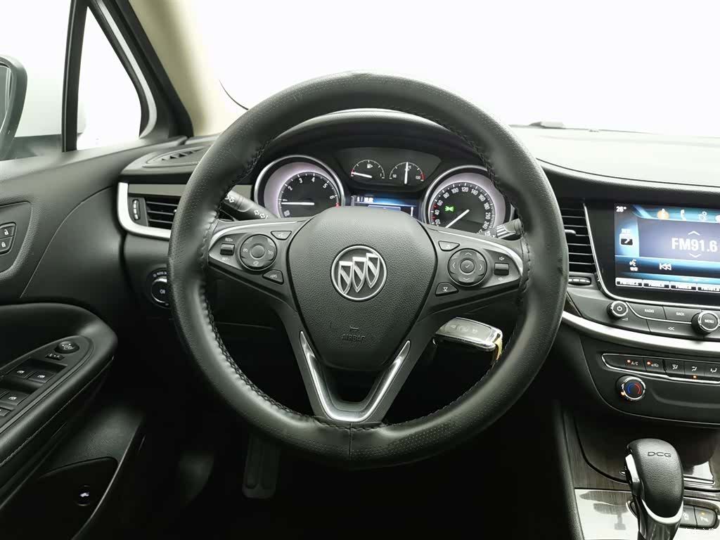 Buick Verano, 2018 11