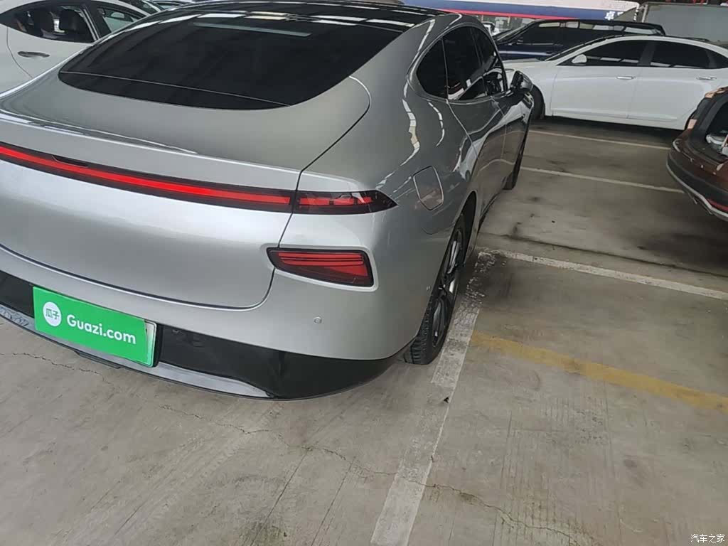 Xpeng P7, 2022 8
