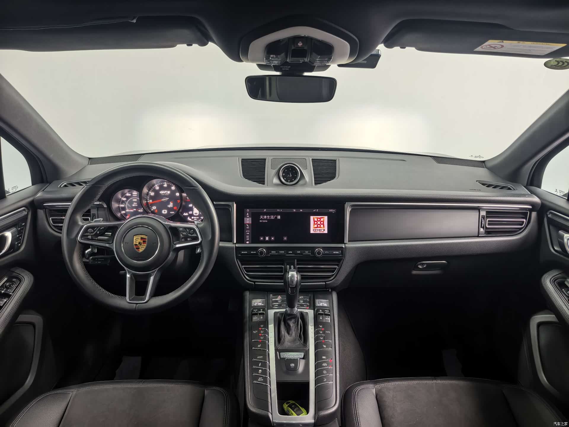 Porsche Macan, 2019 10