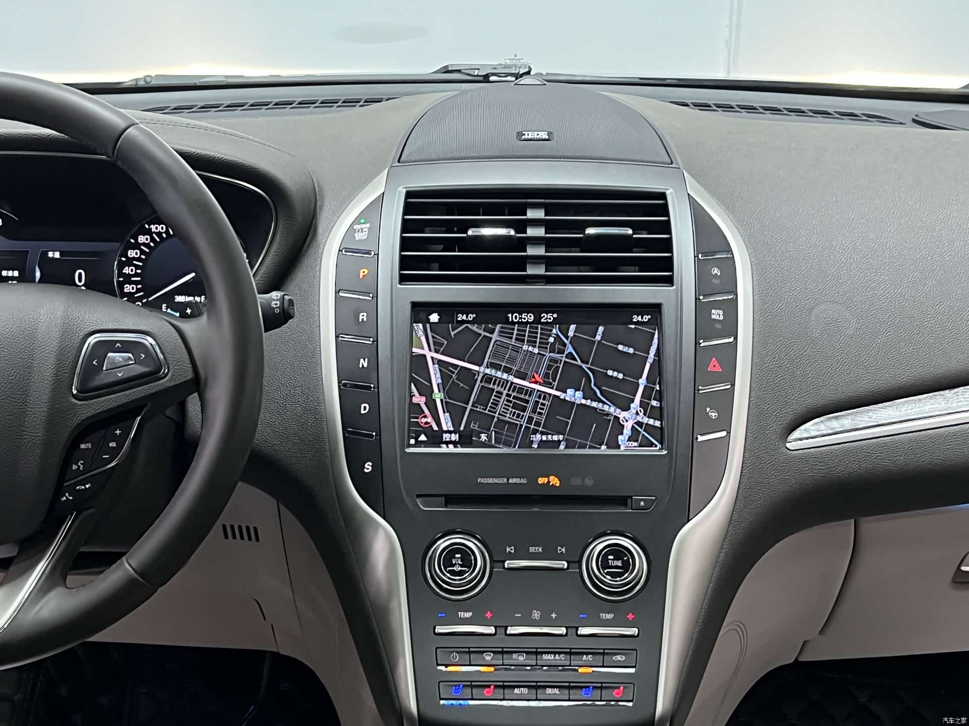 Lincoln MKC, 2018 19