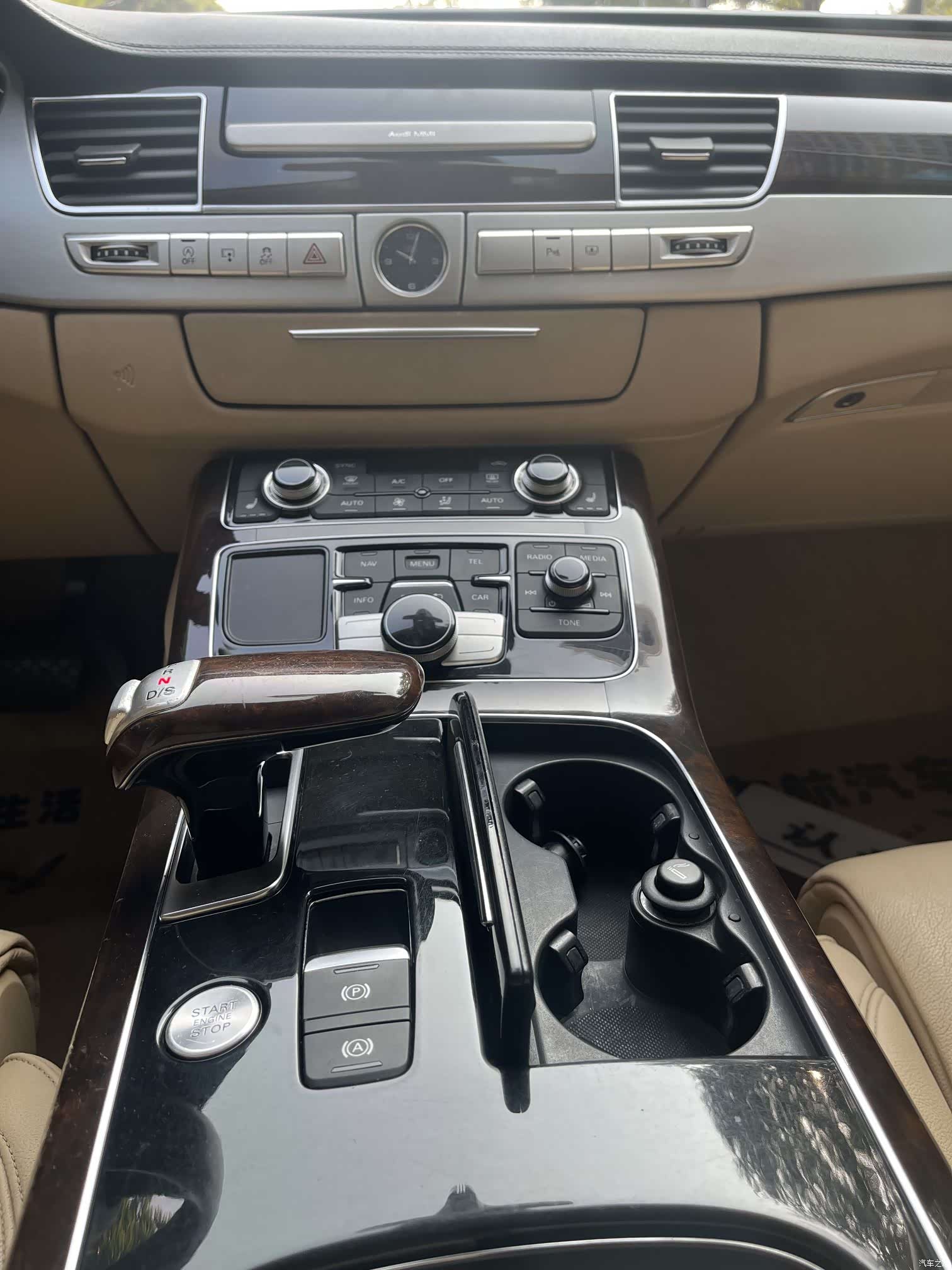 Audi A8L, 2014 12