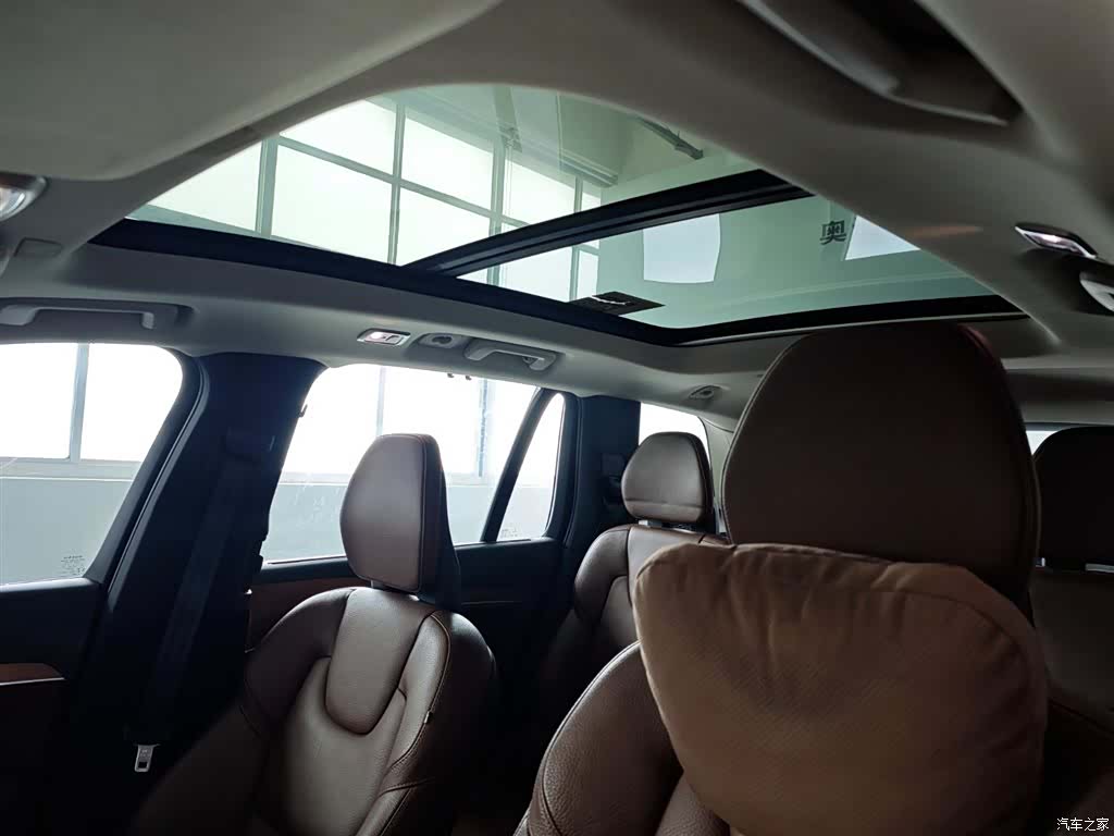 Volvo XC90, 2019 17
