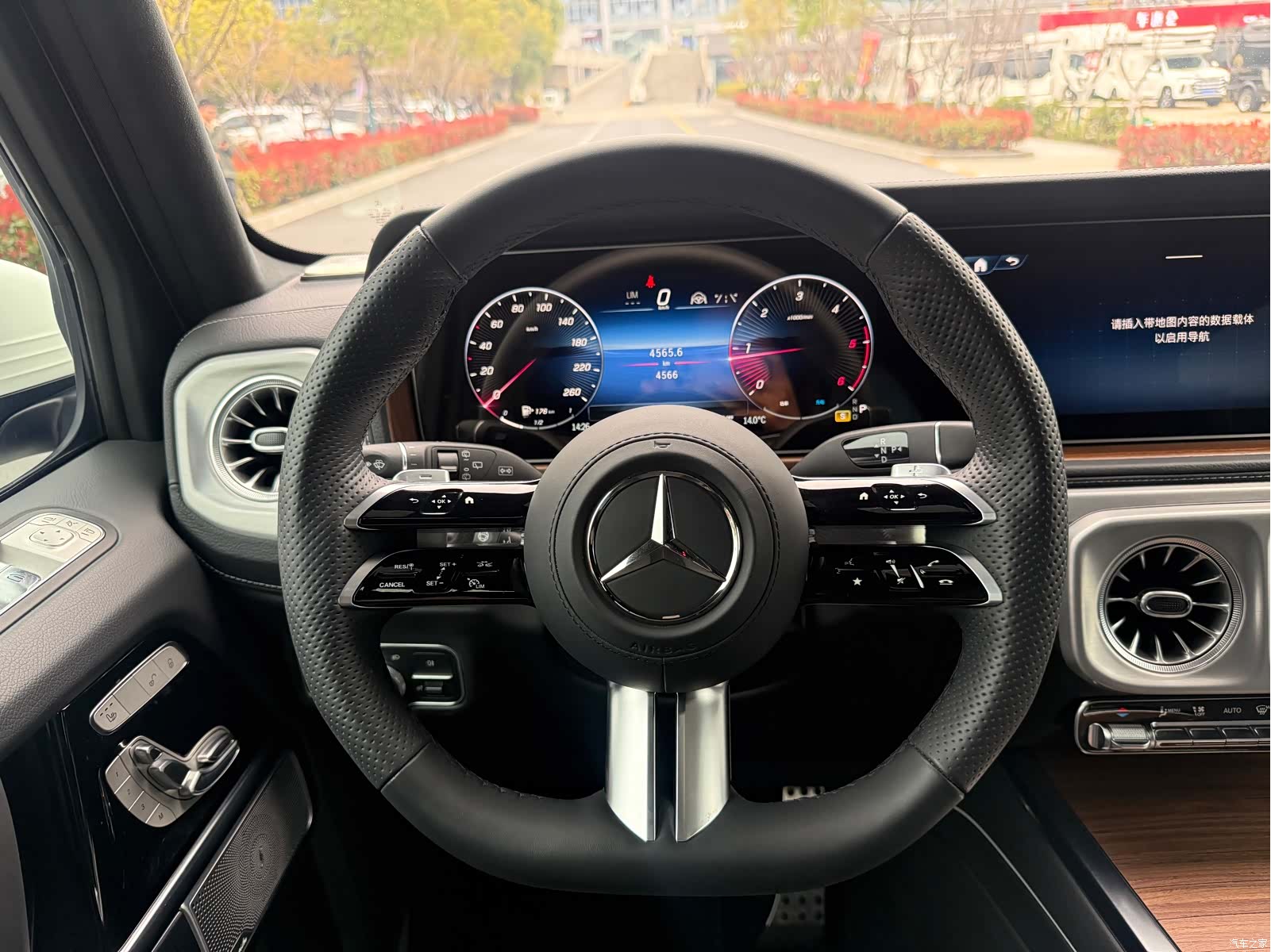 Mercedes-Benz G-Class, 2025 9