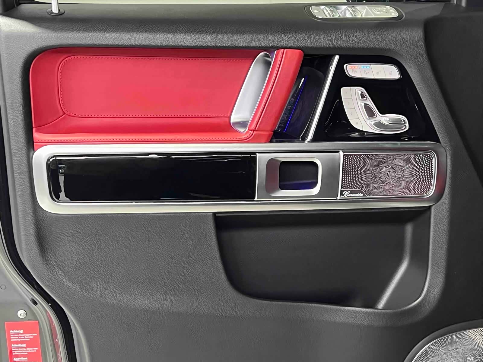 Mercedes-Benz G-Class, 2022 14