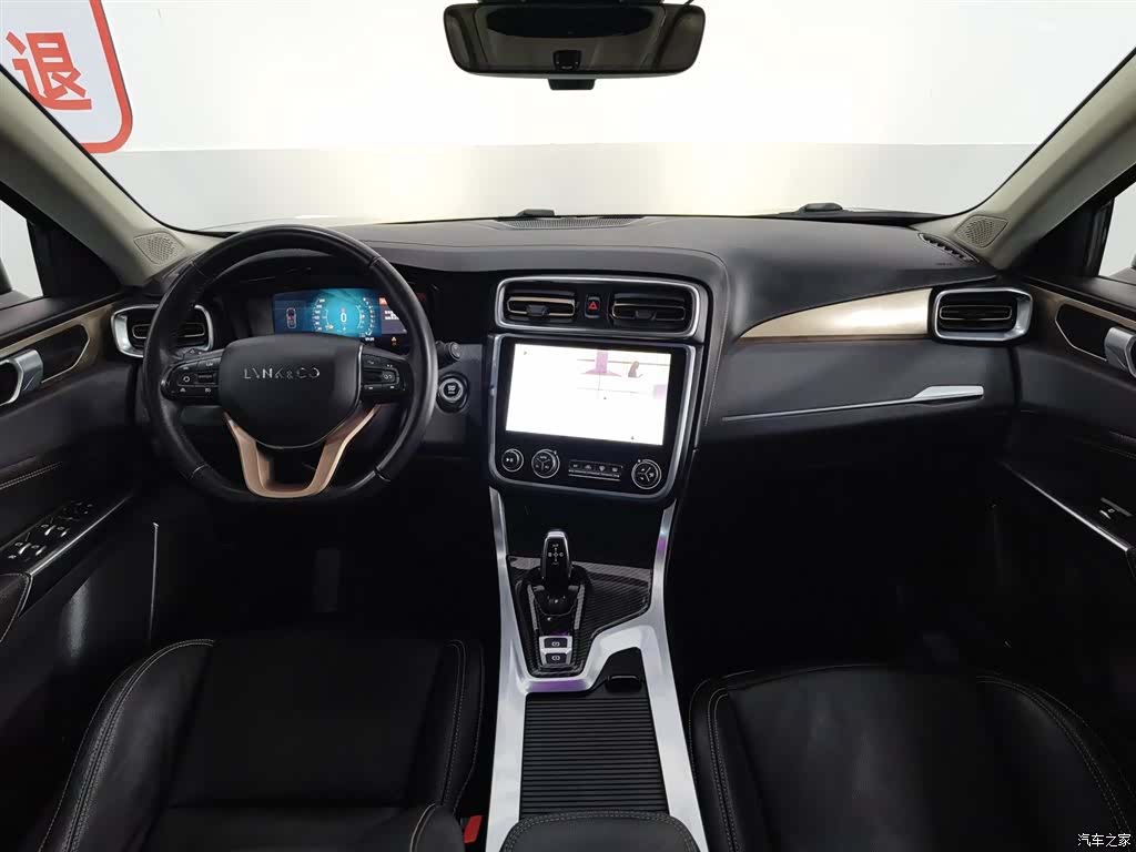 Lynk & Co 01, 2018 все фото