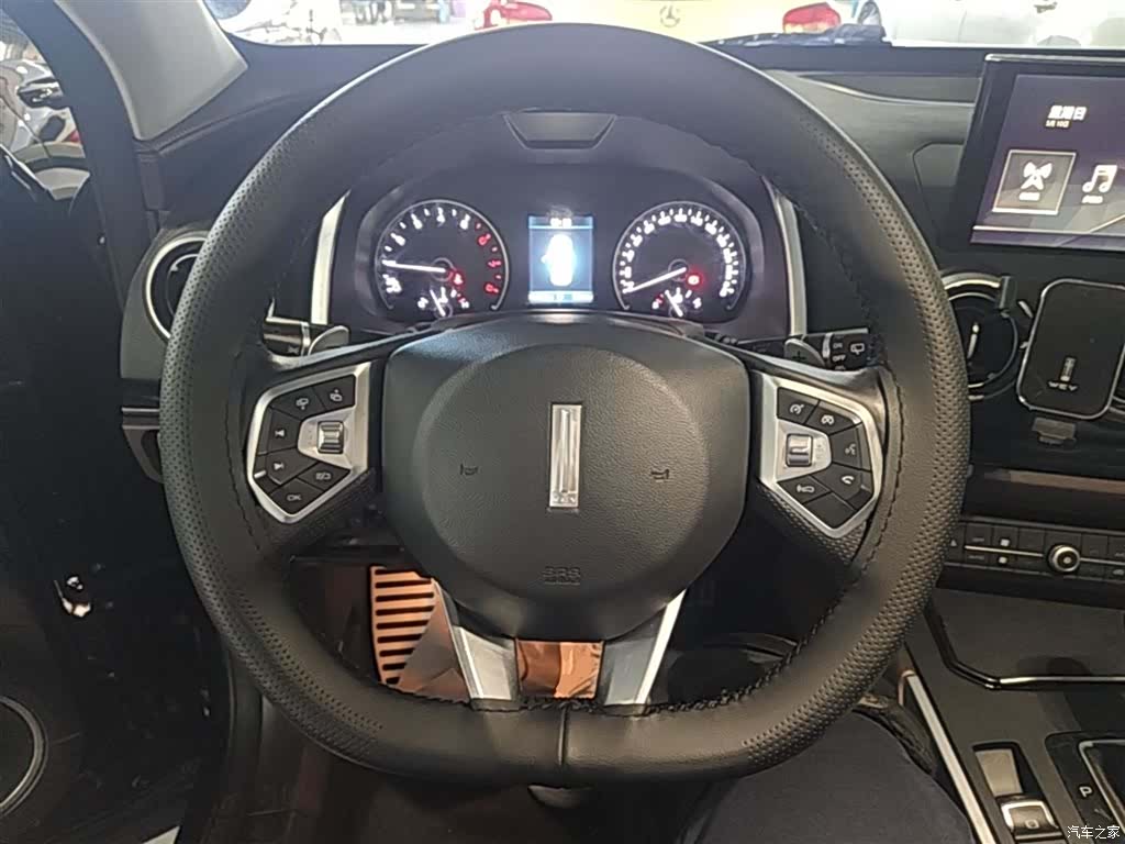 WEY VV5, 2018 11