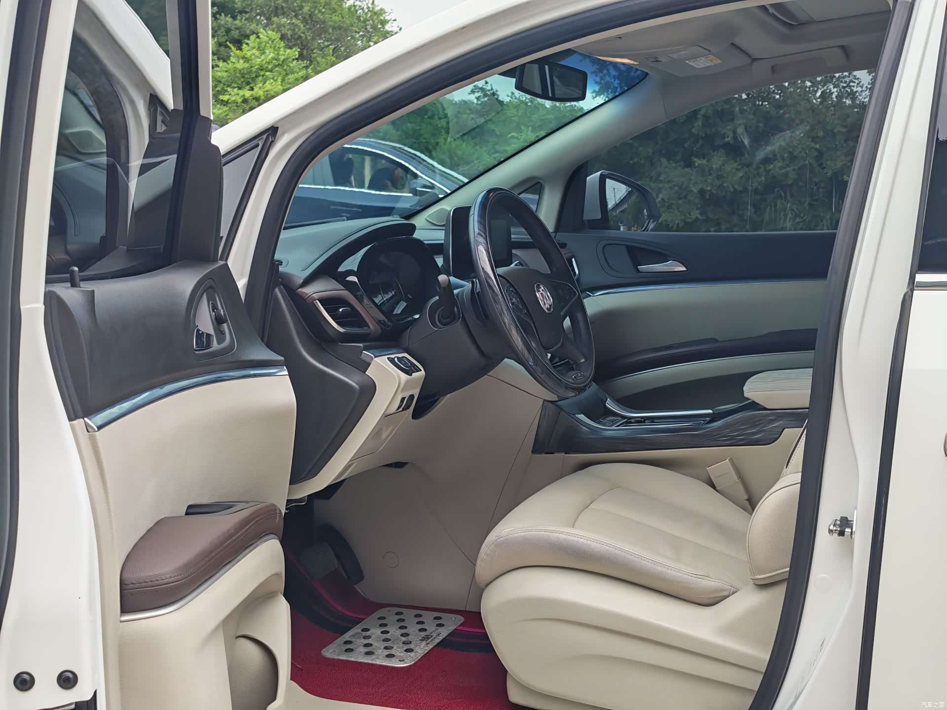Buick GL8, 2021 7