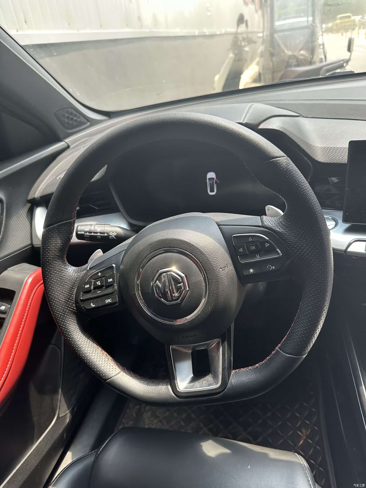 MG MG5, 2023 7