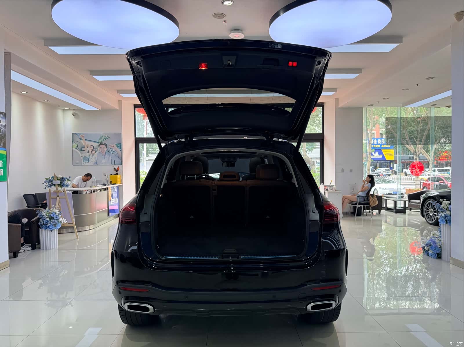 Mercedes-Benz GLE, 2023 23