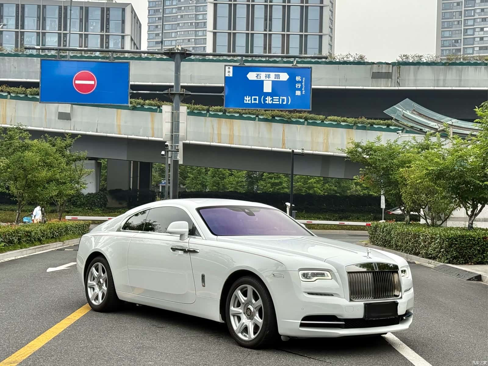 Rolls-Royce Wraith, 2021 2
