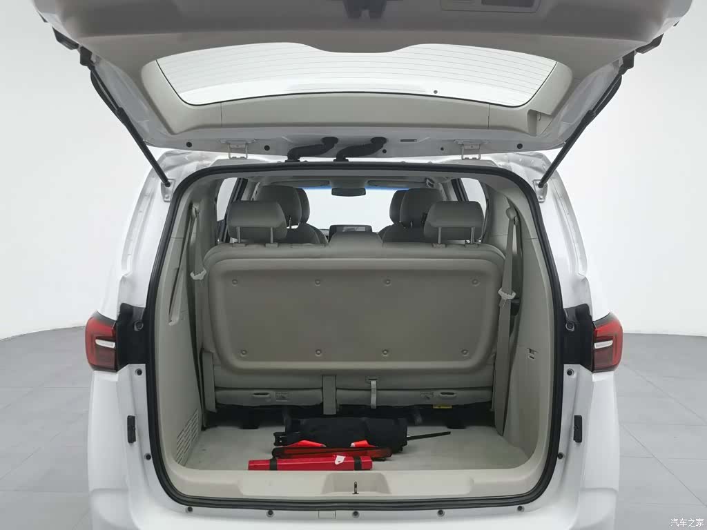 Buick GL8, 2021 16