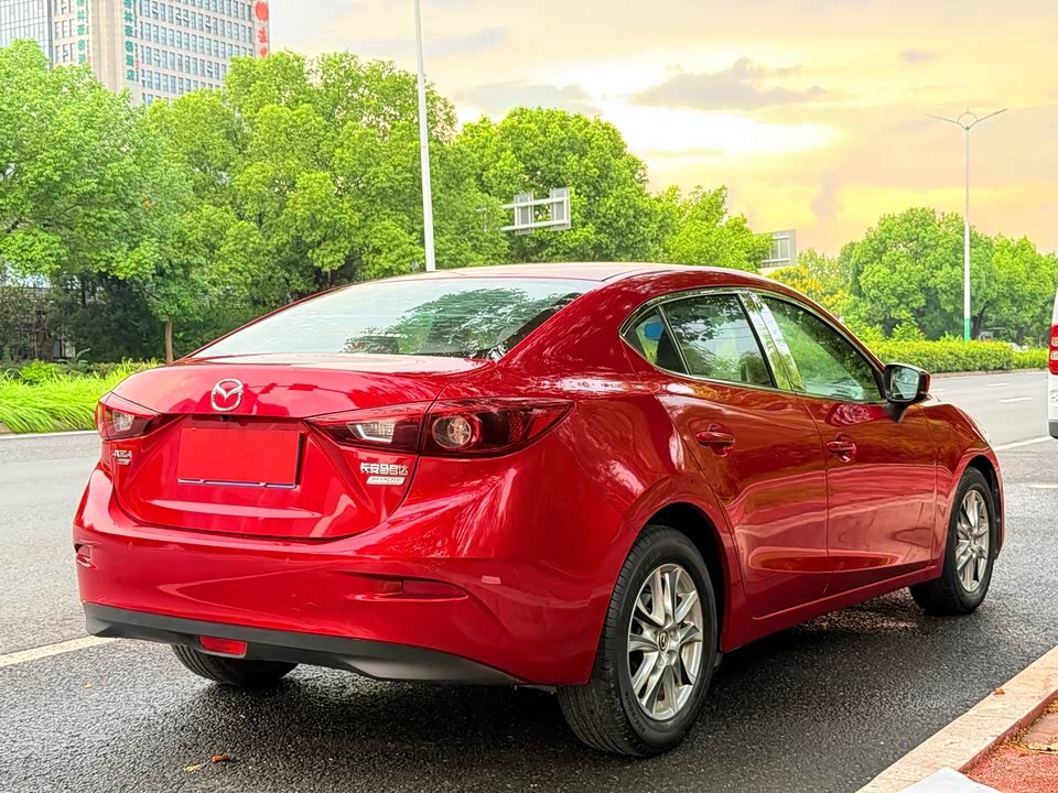 Mazda 3 Angkesaila