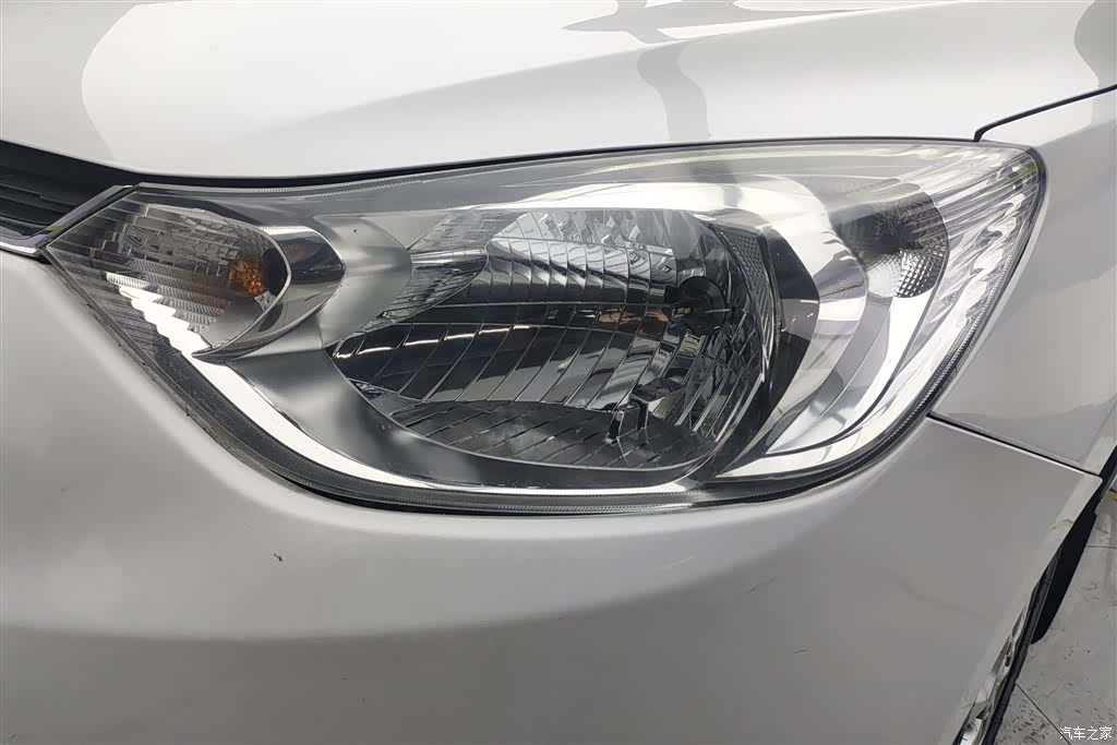 Chevrolet 3, 2016 все фото