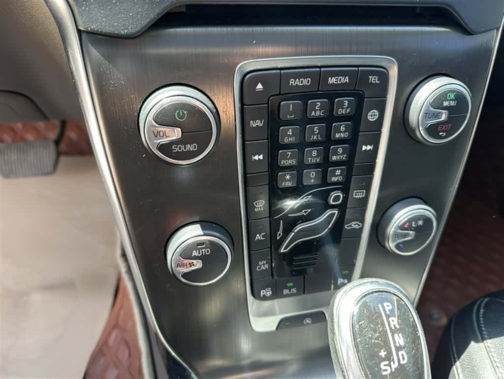 Volvo V40, 2014 19