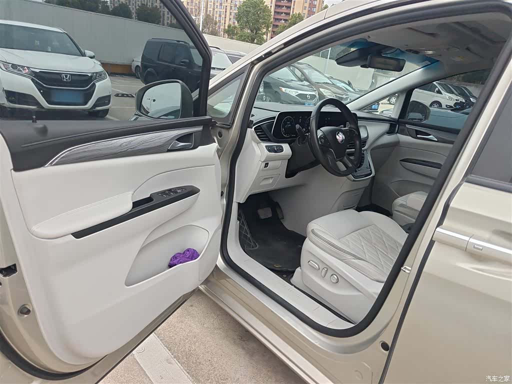 Buick GL8, 2022 12
