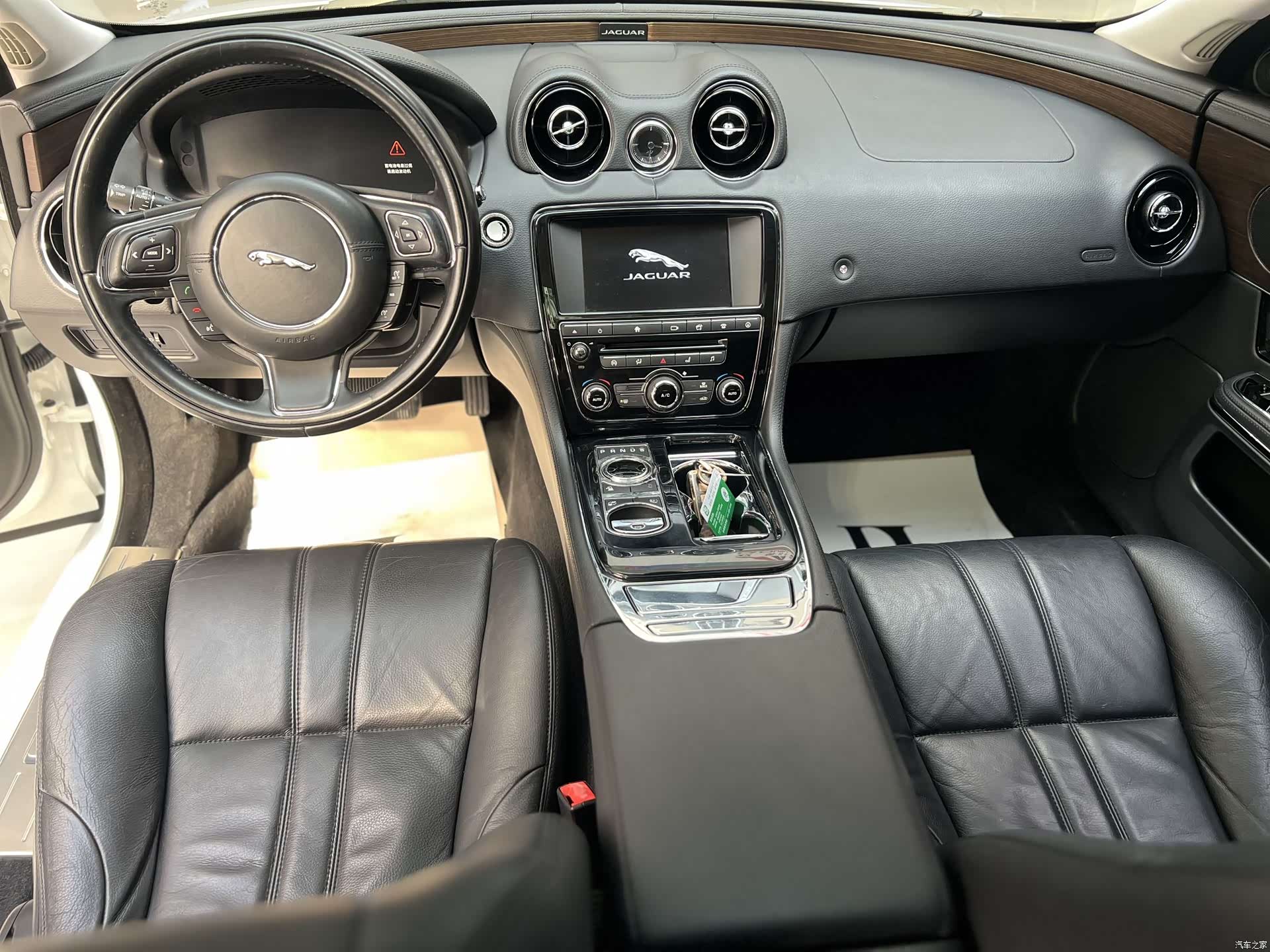 Jaguar XJ, 2016 17