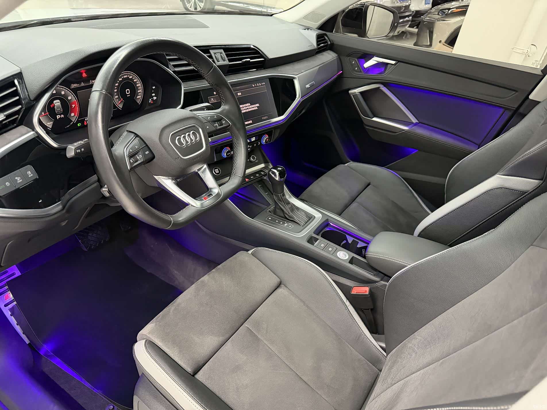 Audi Q3, 2023 14