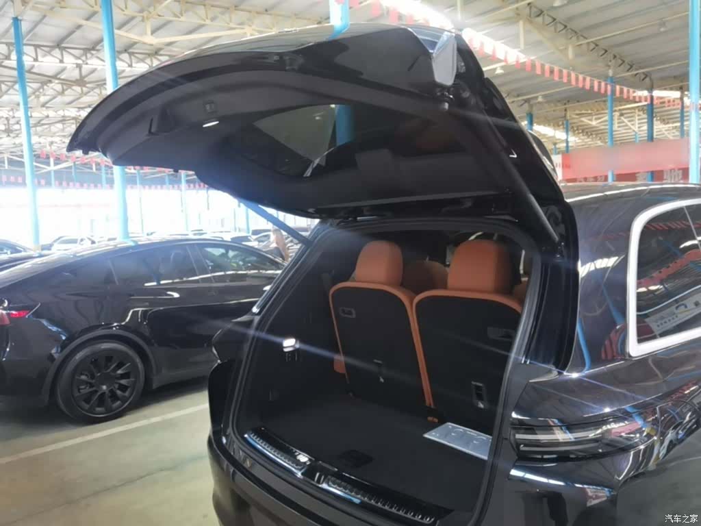 Li Auto L8, 2023 19