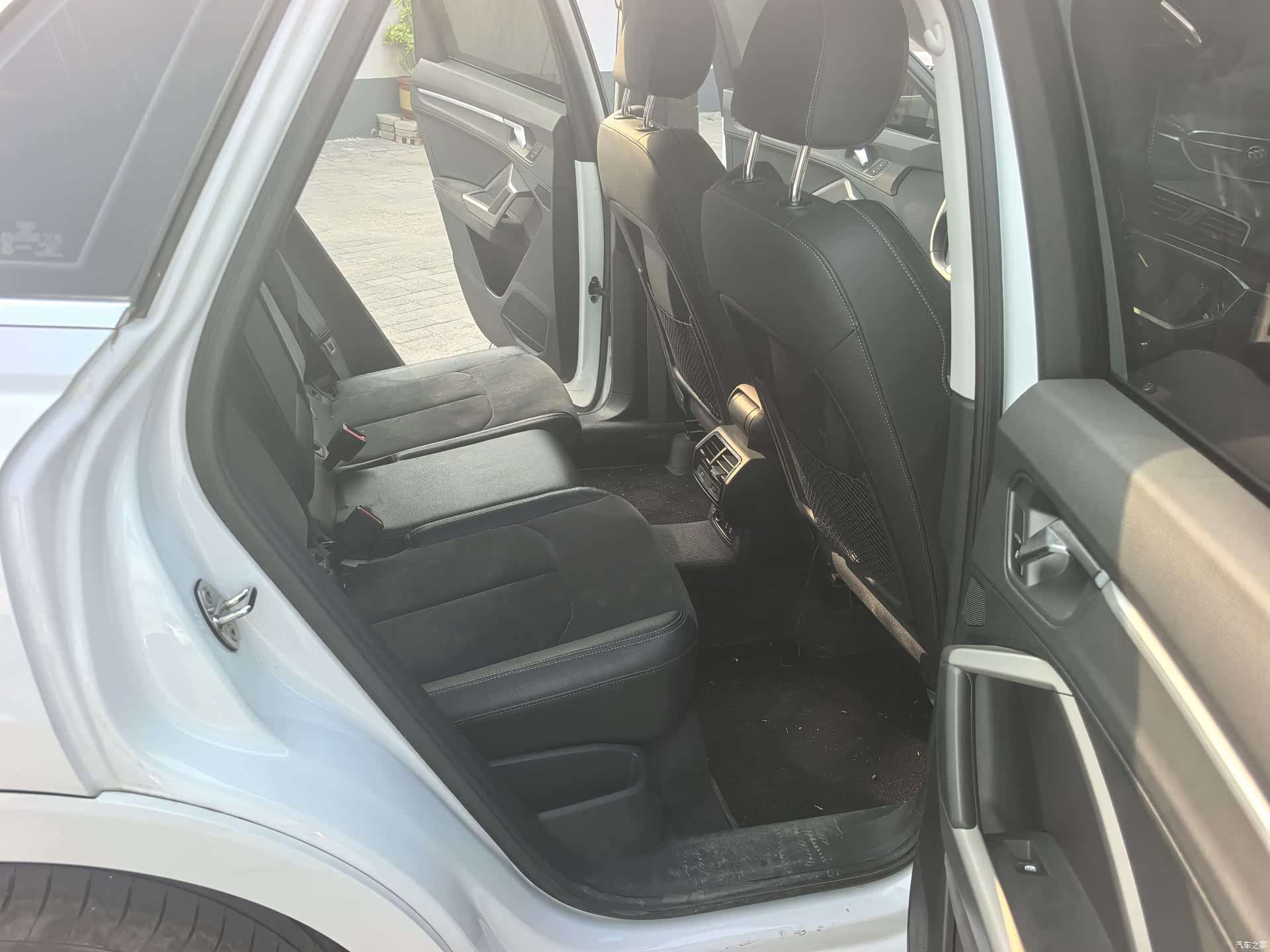 Audi Q3, 2022 8