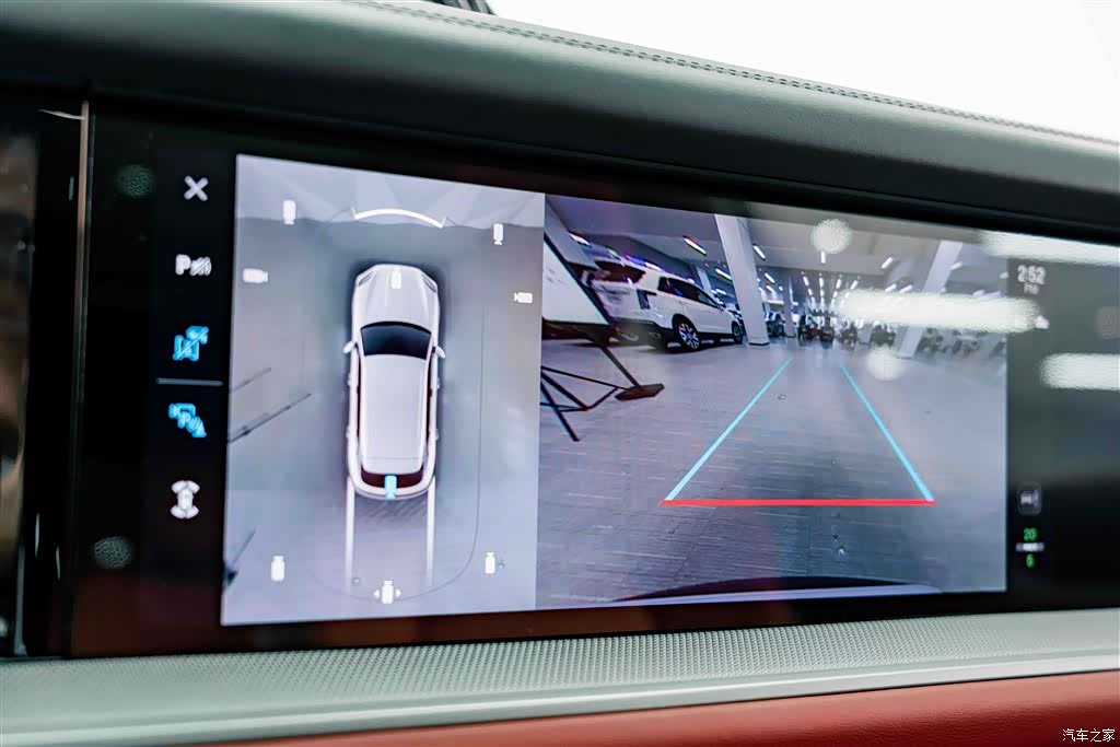 Porsche Cayenne, 2025 11