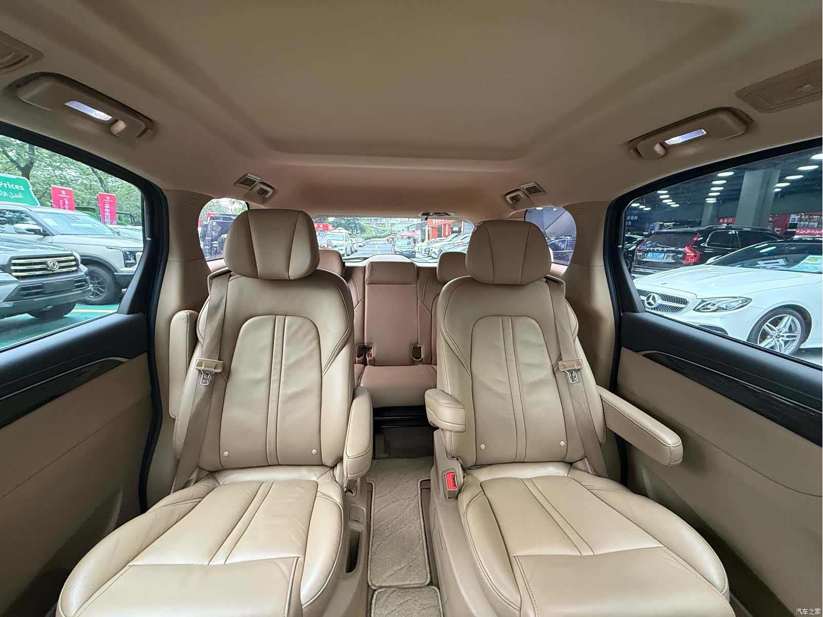Buick GL8, 2018 12