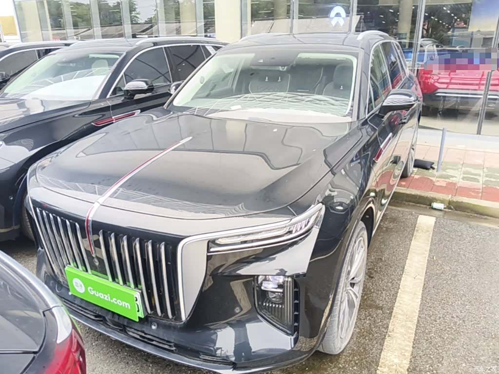 Hongqi E-HS9, 2023 3