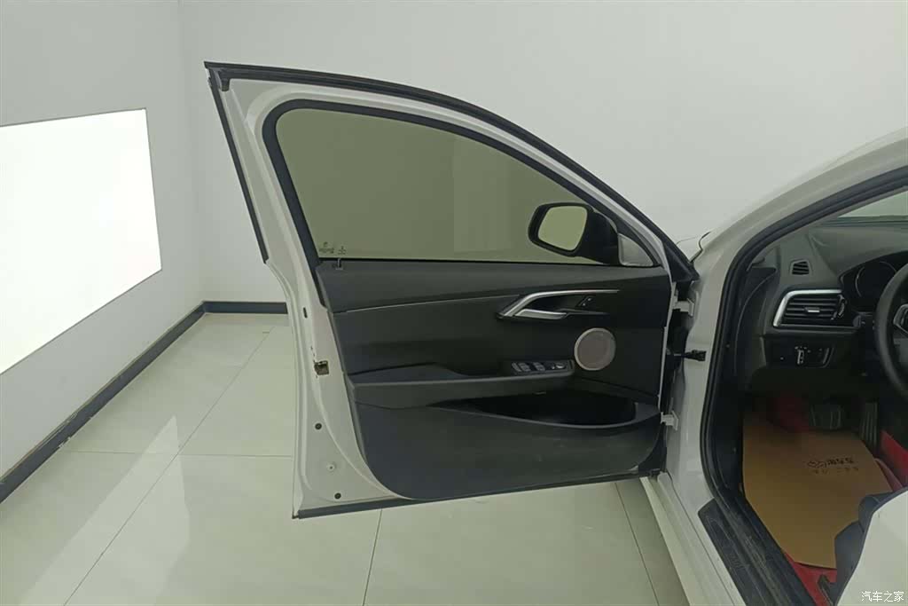 BMW 1 Series, 2022 7