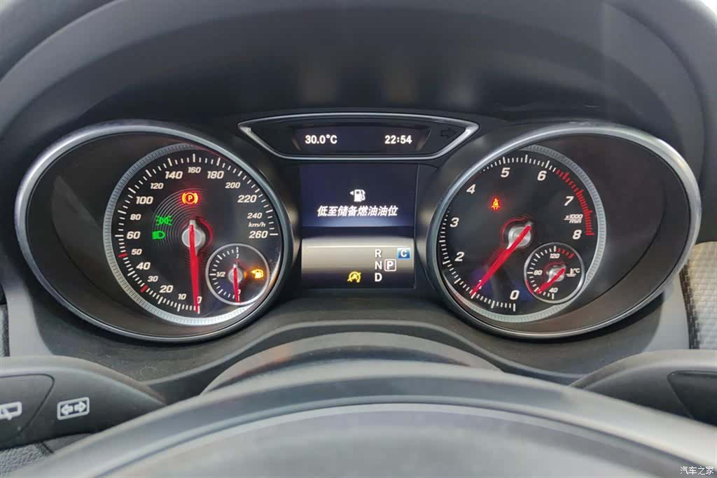 Mercedes-Benz GLA, 2019 14