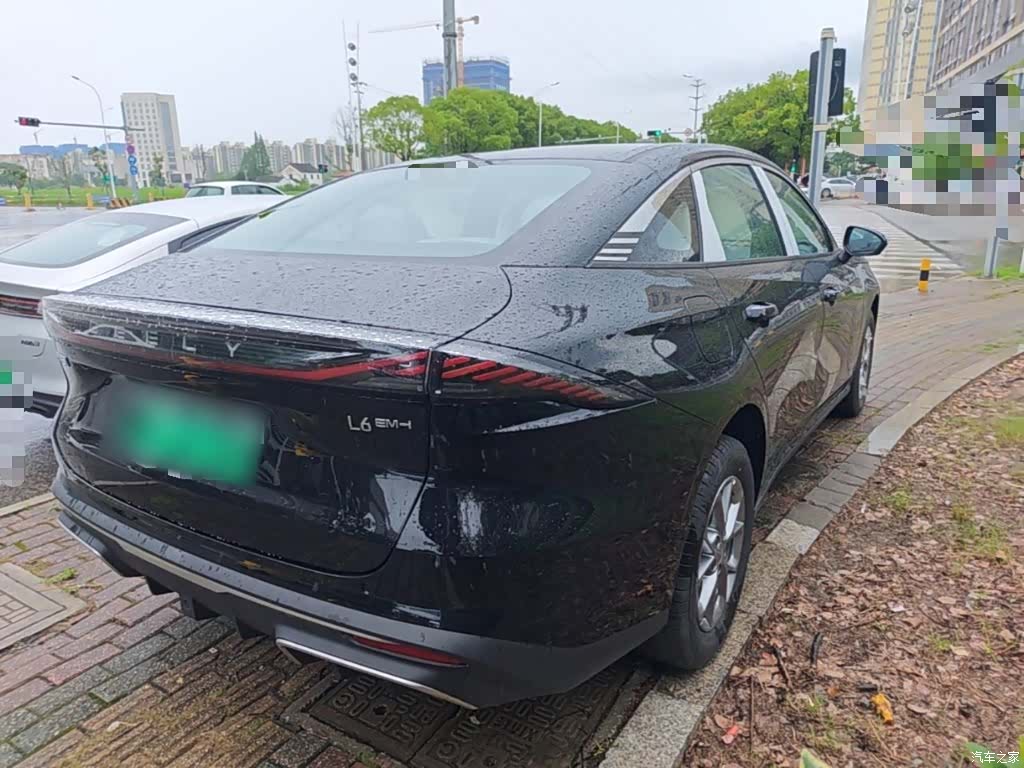 Geely Galaxy L6, 2025 7