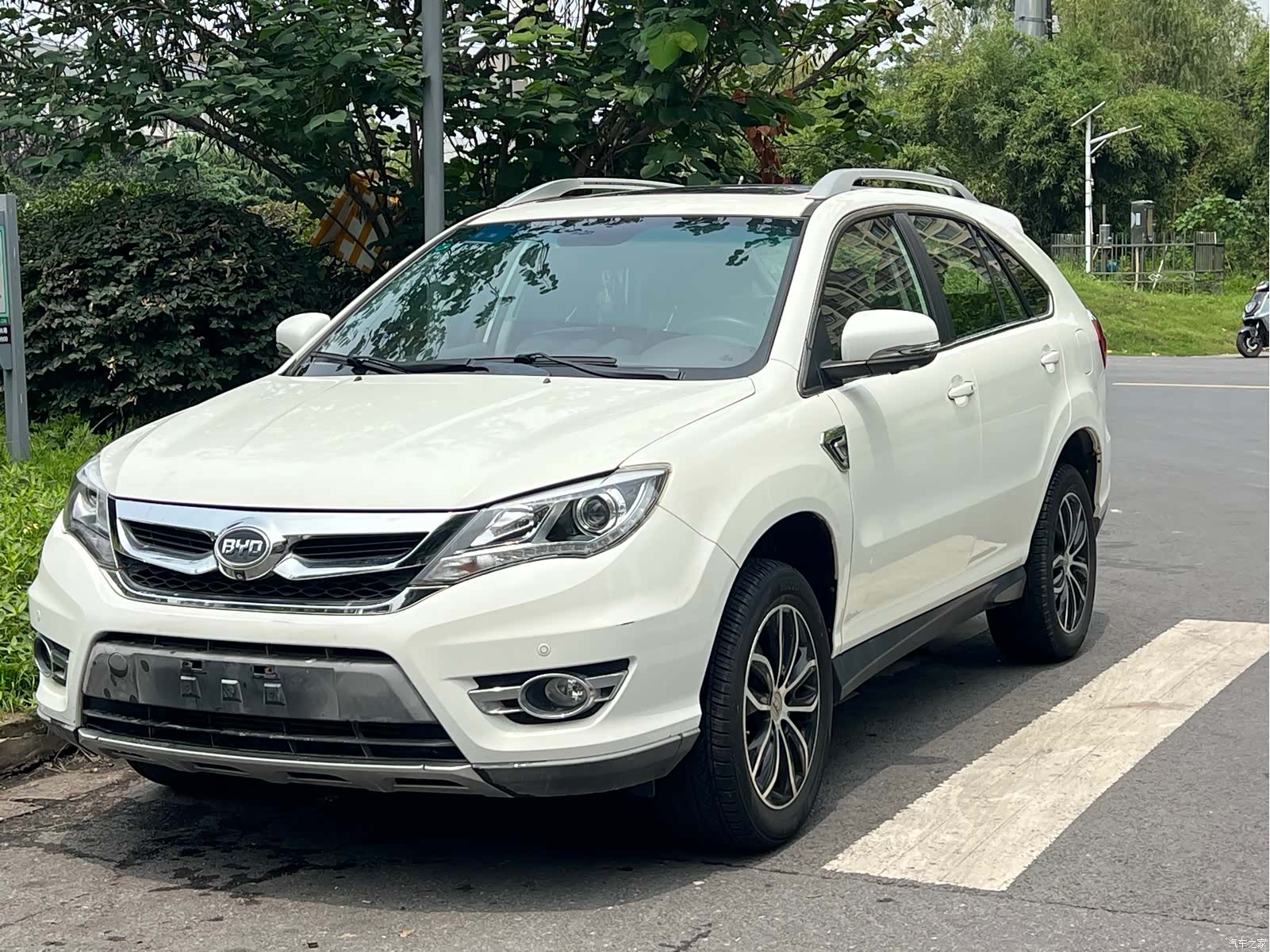 BYD S7, 2015 1