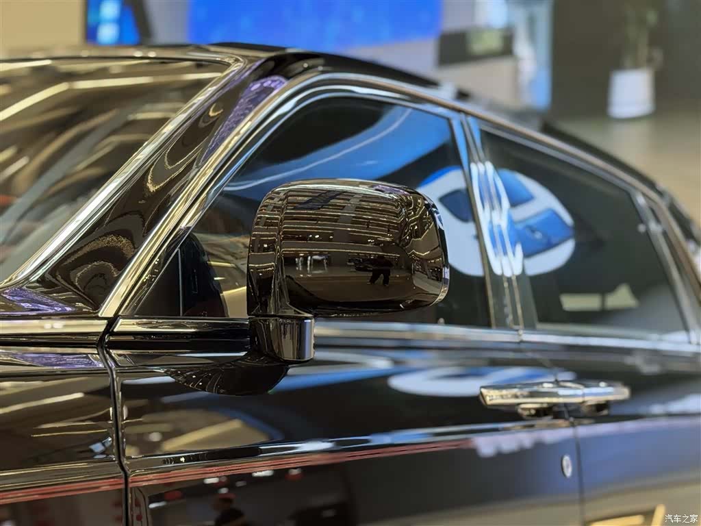 Rolls-Royce Phantom, 2015 9