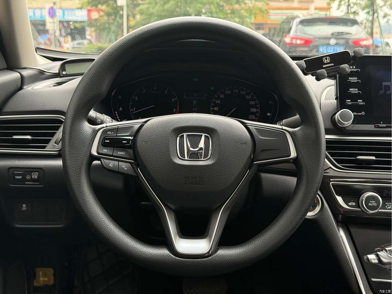 Honda Inspire, 2019 10