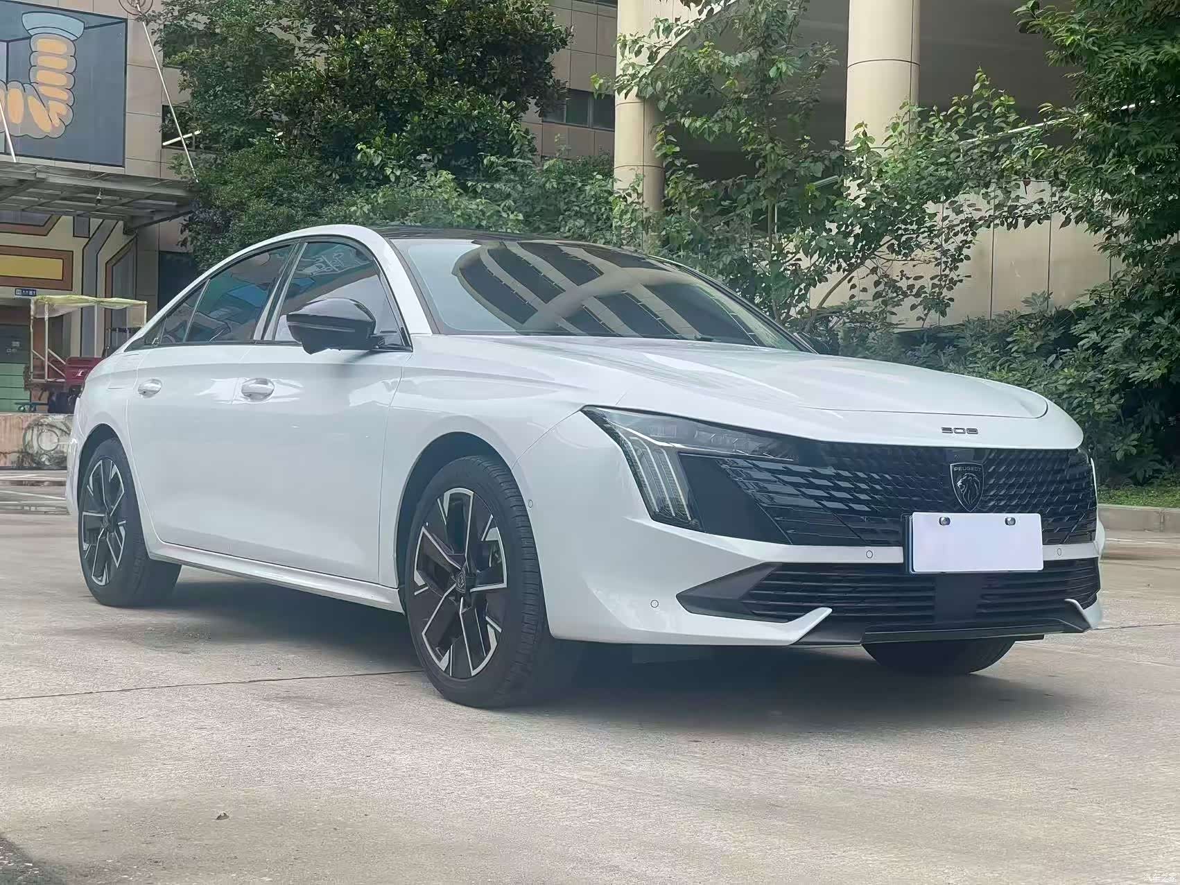 Peugeot 508L, 2025 3