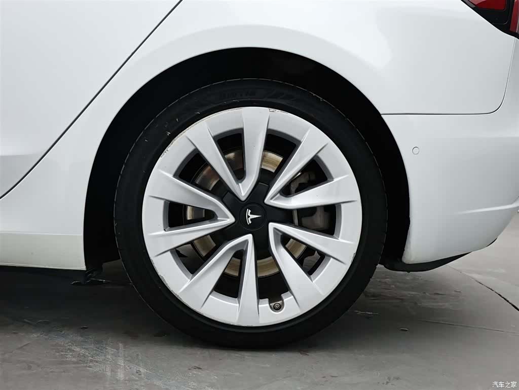 Tesla Model 3, 2021 9