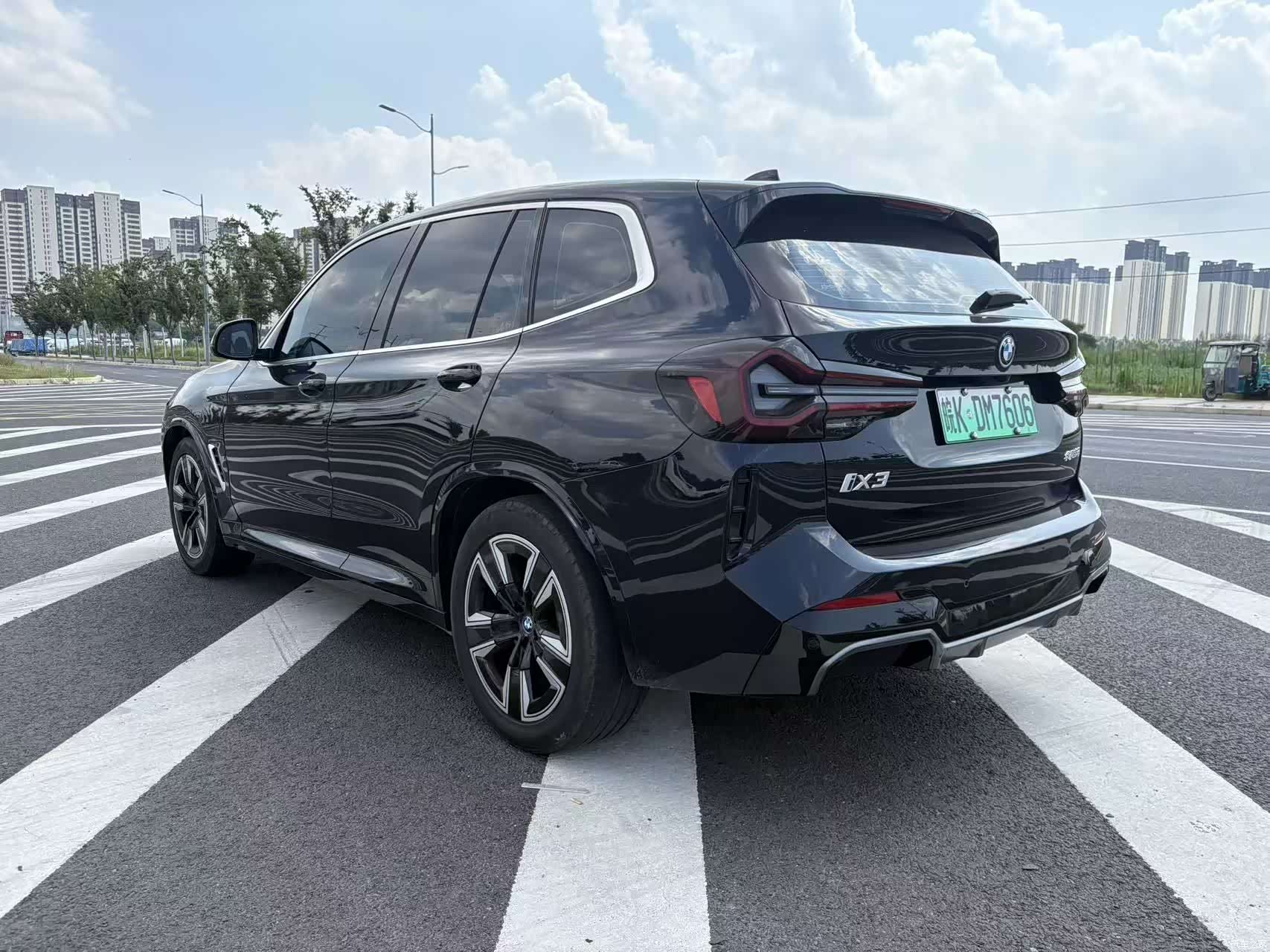BMW iX3, 2024 9