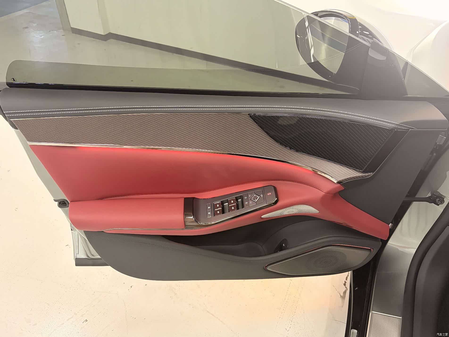 Denza Z9GT, 2026 6