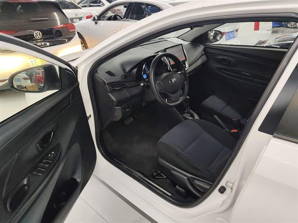 Toyota YARiS L Zhixuan