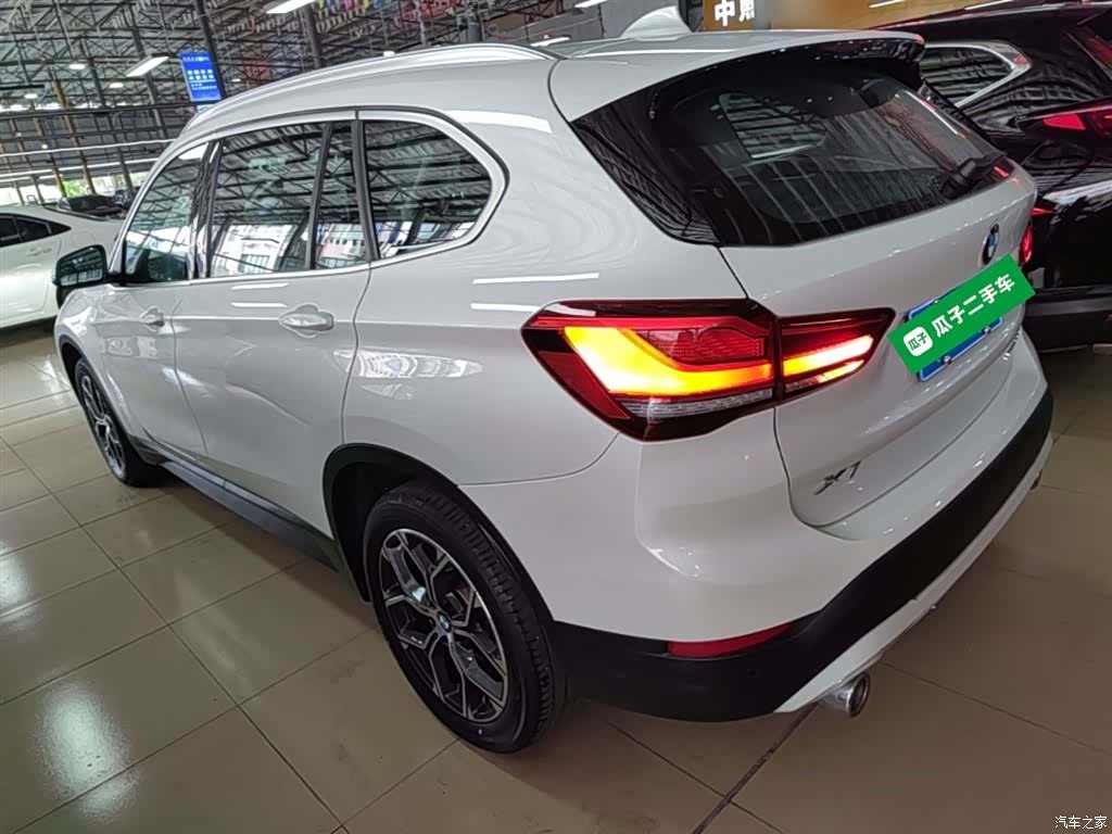 BMW X1, 2023 все фото