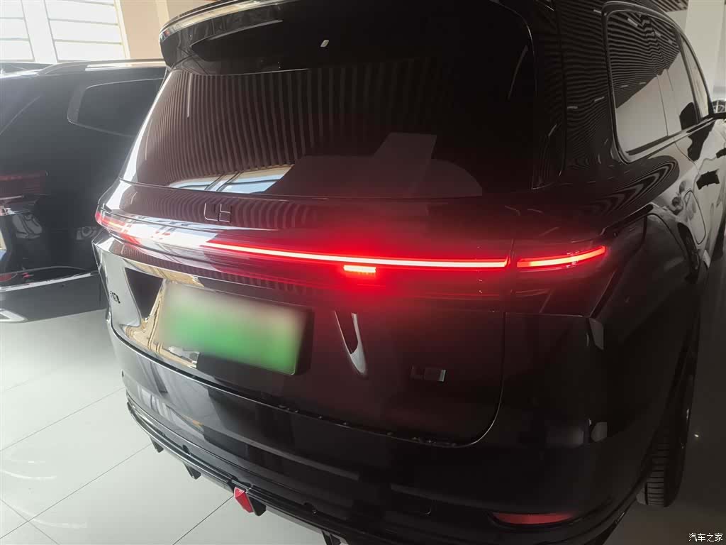 Li Auto L9, 2025 6