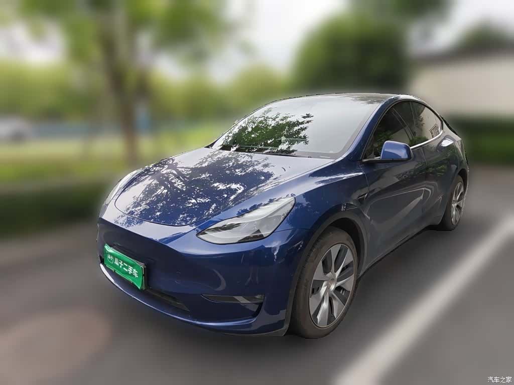 Tesla Model Y, 2021 2
