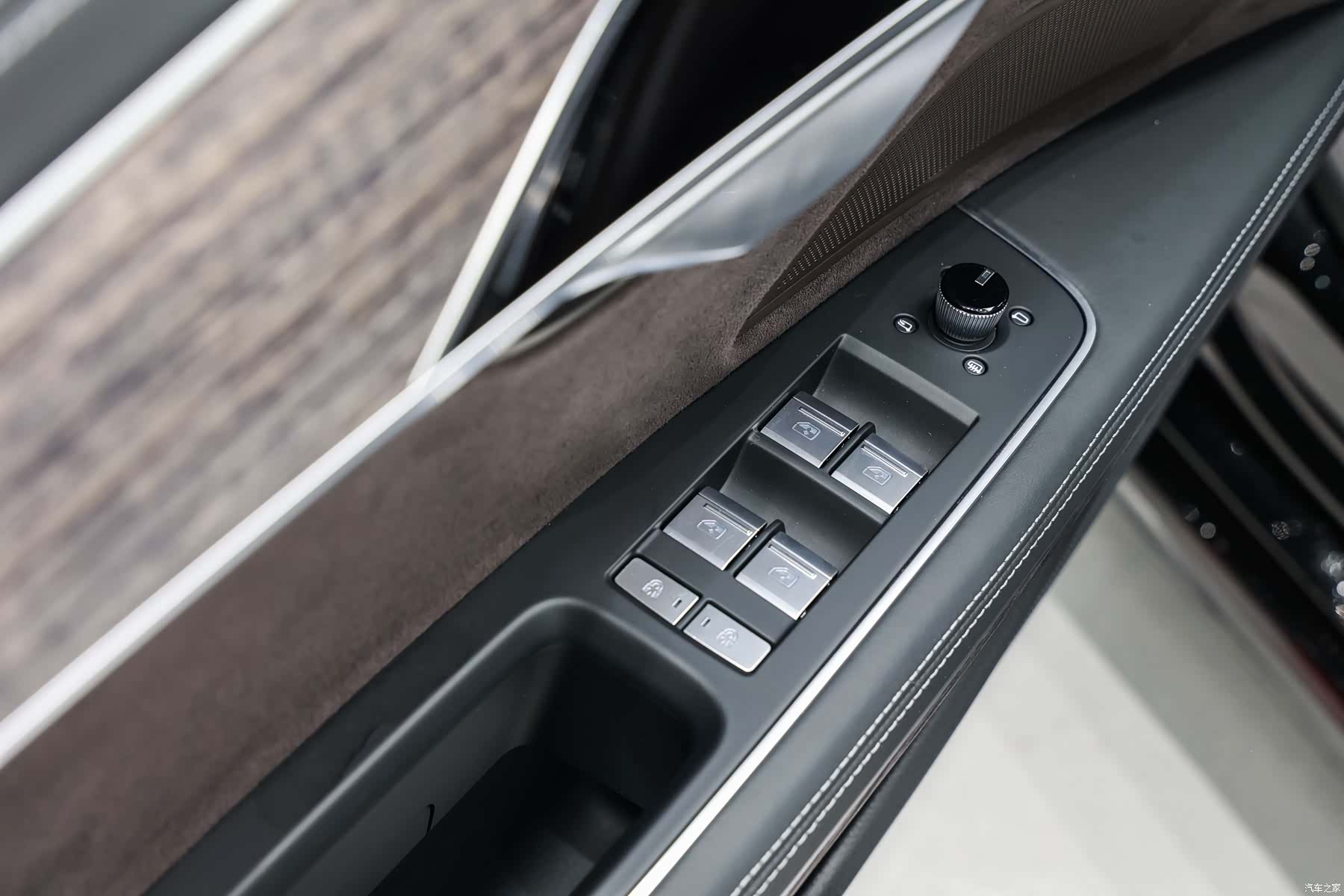 Audi A8L, 2025 25